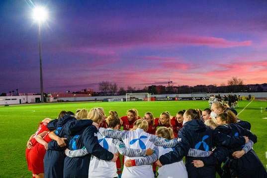 Bläddra bland fler bilder av Football, Algarve Cup 2022, Portugal - Norway