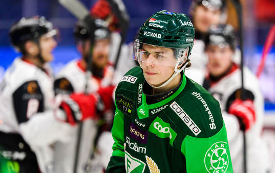 Färjestads Albert Johansson deppar