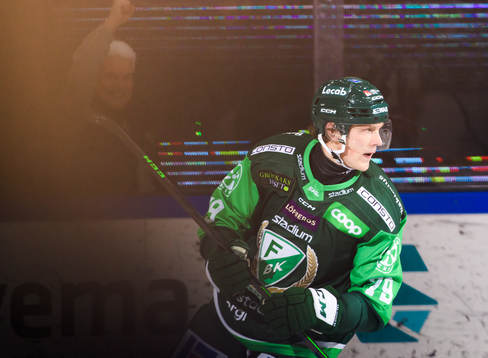 Färjestads Patrik Lundh jublar