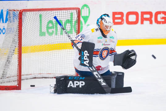 Växjös målvakt Emil Larmi