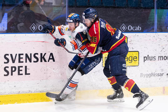 Växjös Olle Lycksell och Djurgårdens Eric Gelinas