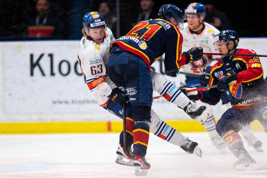 Växjös Michael Krutil och Djurgårdens Filip Cederqvist
