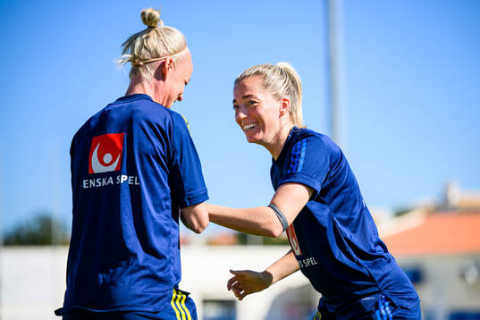 Caroline Seger och Linda Sembrant