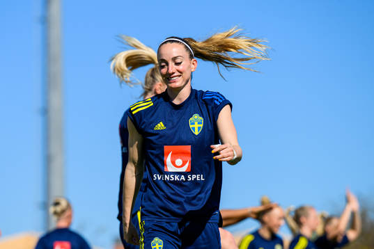 Kosovare Asllani