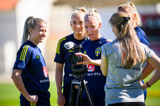 Hanna Glas, Caroline Seger and Stina Blackstenius