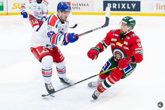 Oskarshamns Patrik Karlkvist och Frölundas Jan Mursak