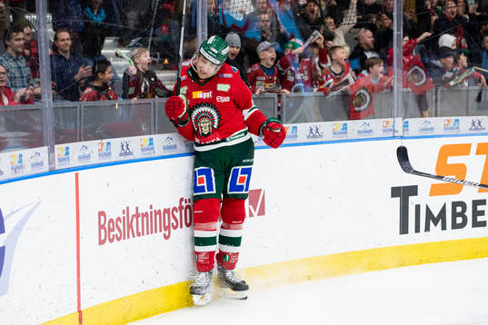 Frölundas Linus Nässén jublar
