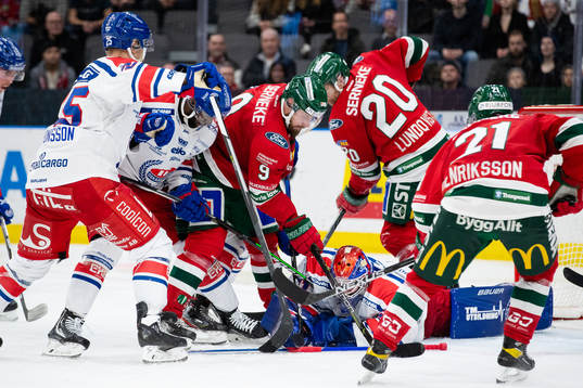 Frölundas Jan Mursak och Joel Lundqvist oroar framför