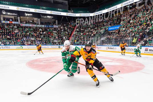 Rögles Mattias Sjögren och Luleås Oscar Engsund