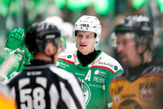 Rögles Anton Bengtsson jublar