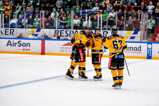 Luleås Pontus Själin jublar