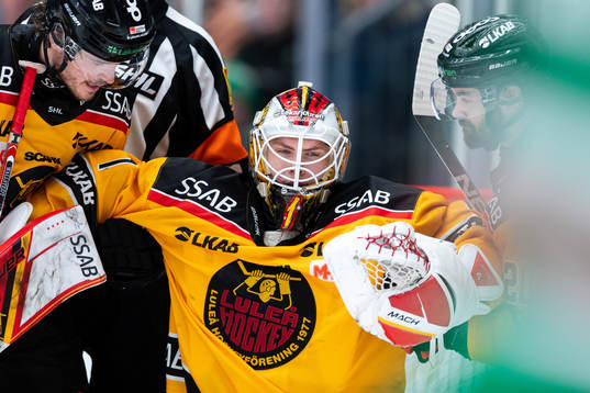 Luleås målvakt Jesper Wallstedt lämnar isen