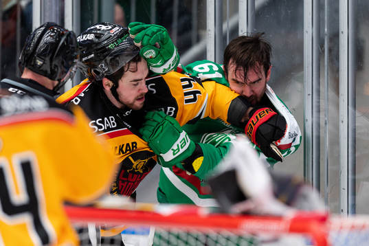 Luleås Jonathan Andersson och Rögles Ludvig Larsson
