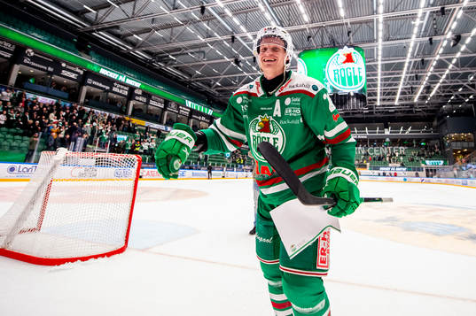 Rögles Anton Bengtsson jublar