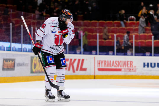 Örebros Robin Kovacs deppar