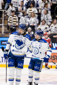 Leksands Lian Bichsel och Leksands Justin Kloos deppar