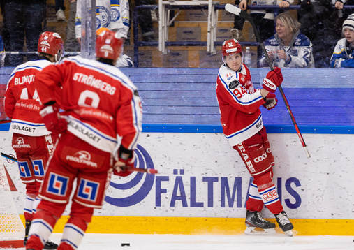 Timrås Sebastian Hartmann jublar