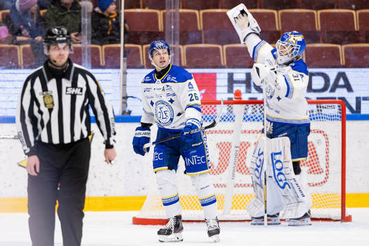 Leksands Patrik Norén och målvakt Kasimir Kaskisuo deppar
