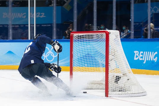 Harri Pesonen of Finland scores the 0-2 goal in the men’s