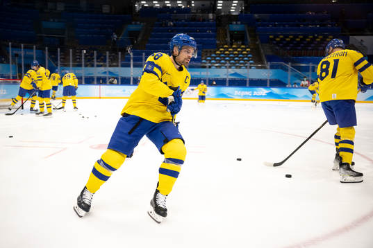 Anton Lander of Sweden