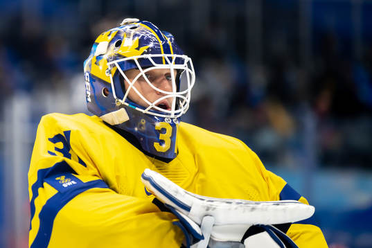 Goaltender Lars Johansson in the men’s ice hockey