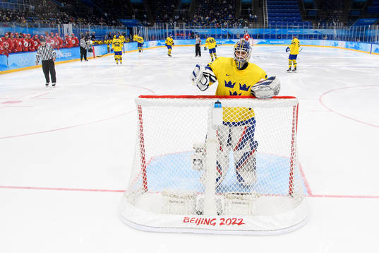 Goaltender Lars Johansson of Sweden in the men’s ice