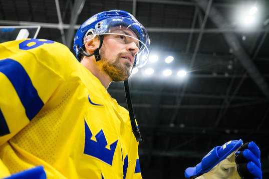 Anton Lander of Sweden