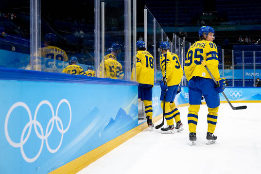 Jacob de la Rose of Sweden looks dejected