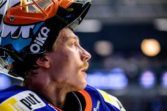 Växjös målvakt Emil Larmi