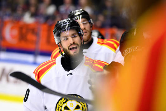 Brynäs Oula Palve jublar