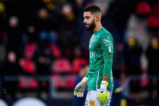 Örgrytes målvakt Sixten Mohlin deppar