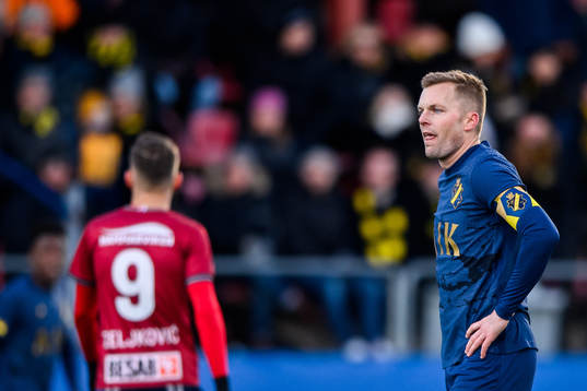 s Sebastian Larsson