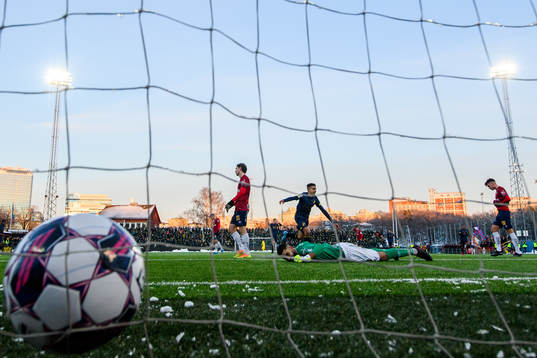 Örgrytes målvakt Sixten Mohlin deppar