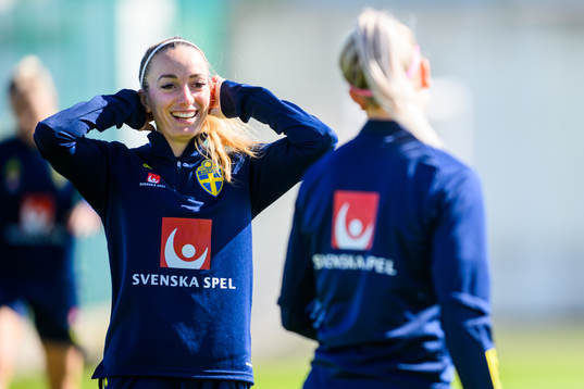 Kosovare Asllani