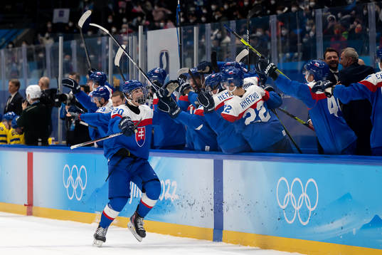 Juraj Slafkovsky of Slovakia celebrates
