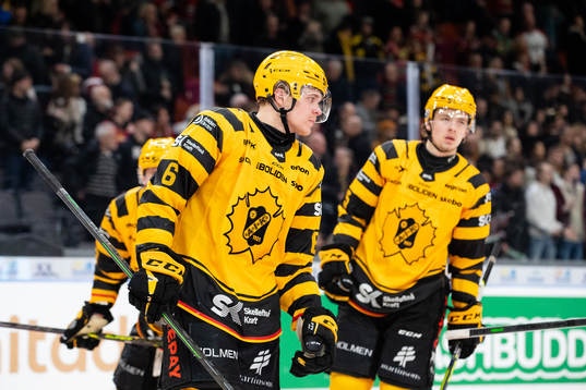 Skellefteås Måns Forsfjäll  deppar