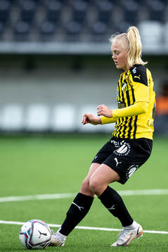 Häckens Molly Johansson