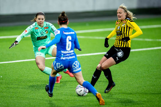 Häckens målvakt Lisa Hall