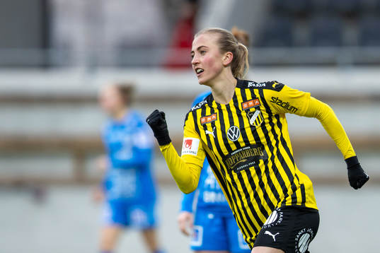 Bläddra bland fler bilder av Fotboll, Träningsmatch, Häcken - Kalmar