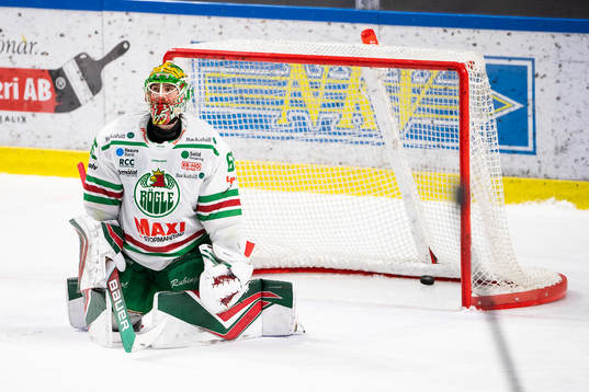 Rögles målvakt Christoffer Rifalk deppar
