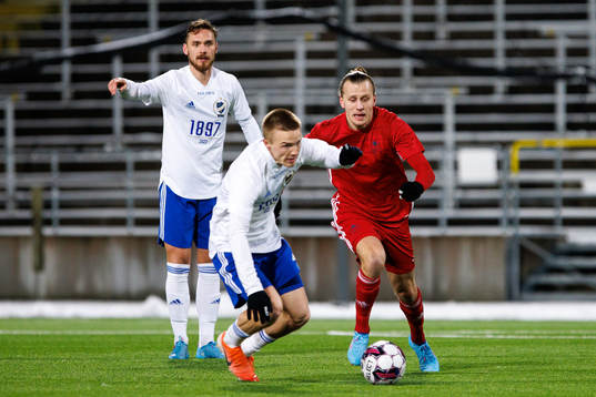 IFK Norrköpings Linus Wahlqvist och Östers Jesper