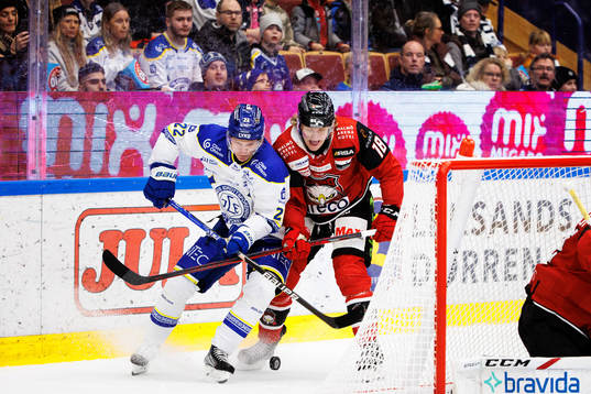 Leksands Tobias Ekberg och Malmö Redhawks Marcus Sylvegård