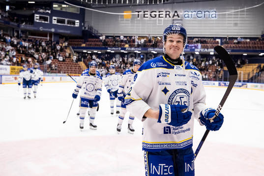 Leksands Tobias Ekberg jublar