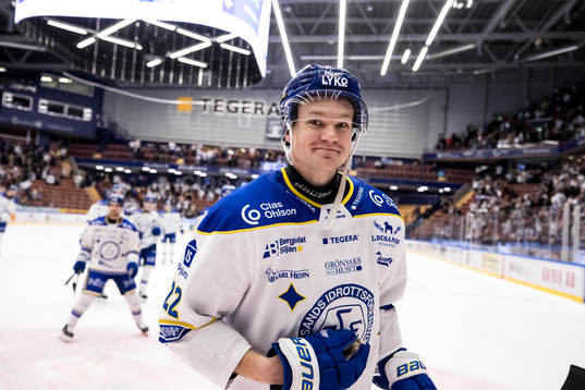 Leksands Tobias Ekberg jublar