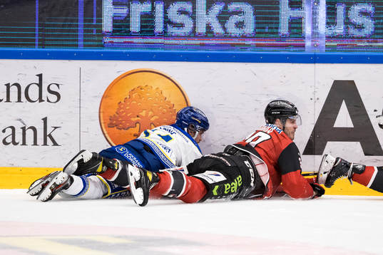 Leksands Matt Caito och Malmö Redhawks Lance Bouma