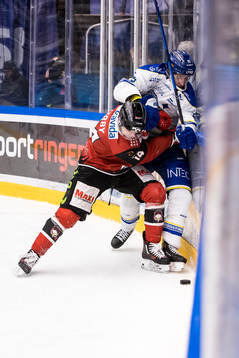 Malmö Redhawks Carl-Johan Lerby och Leksands Max Veronneau