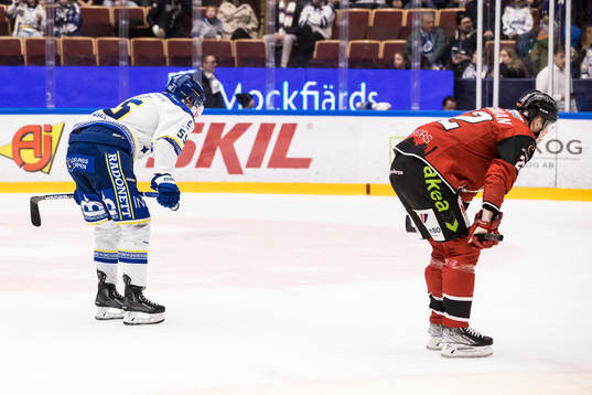 Leksands Jonas Ahnelöv och Malmö Redhawks Lars Bryggman
