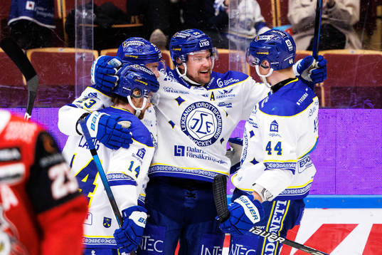 Leksands Jonas Ahnelöv jublar