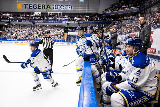 Leksands Oskar Lang och Leksands Mikael Ruohomaa och