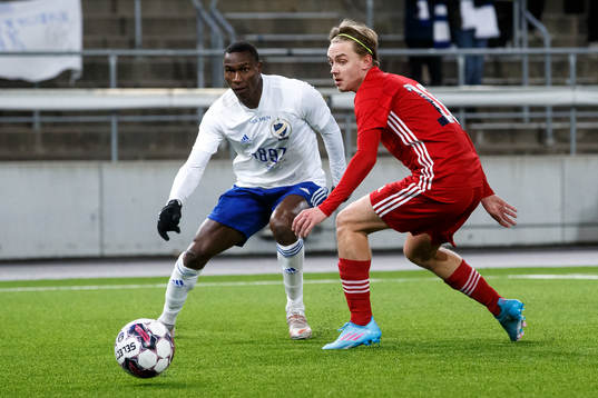 IFK Norrköpings Godswill Ekpolo och Östers Isak Magnusson
